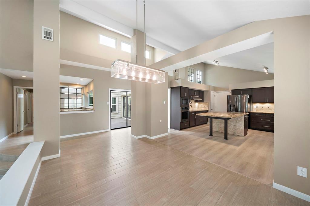 2010 First Crossing Boulevard, Sugar Land, Texas image 5
