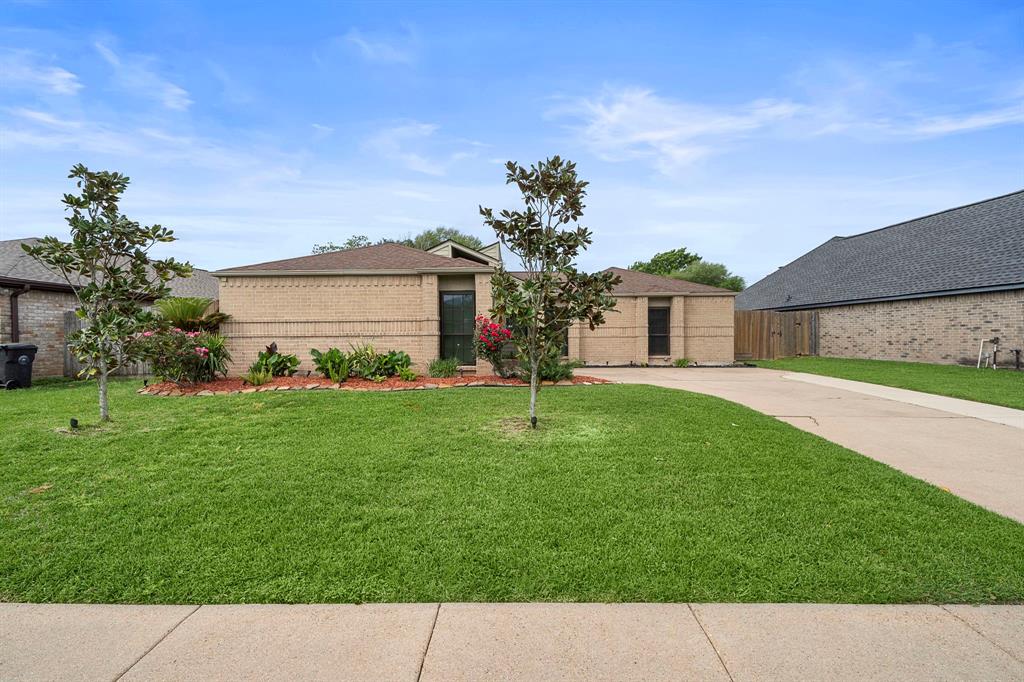 2010 First Crossing Boulevard, Sugar Land, Texas image 24