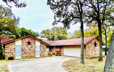 A home in La Grange