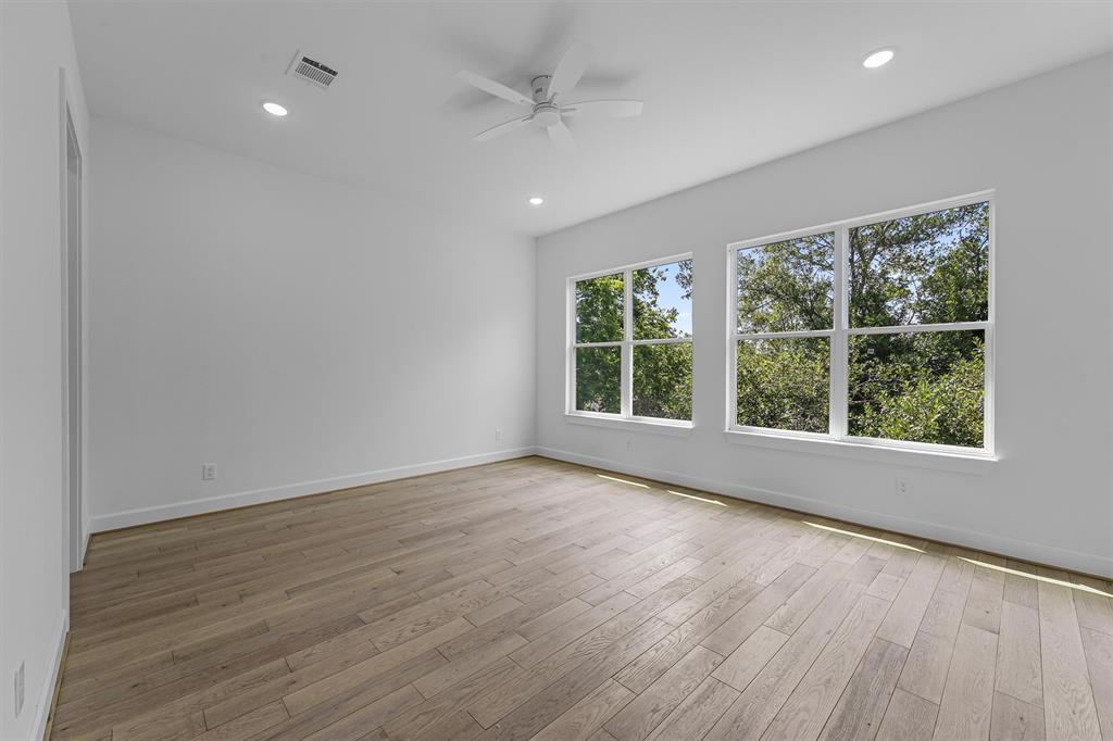 1316 E 34th Street, Houston, Texas image 9