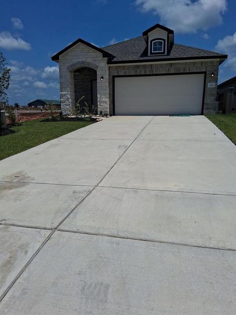 Photo of 1539 Windrose Bend, Angleton, TX 77515 (MLS # 31067576) Photo of 1539 Windrose Bend, Angleton, TX 77515 (MLS # 31067576)