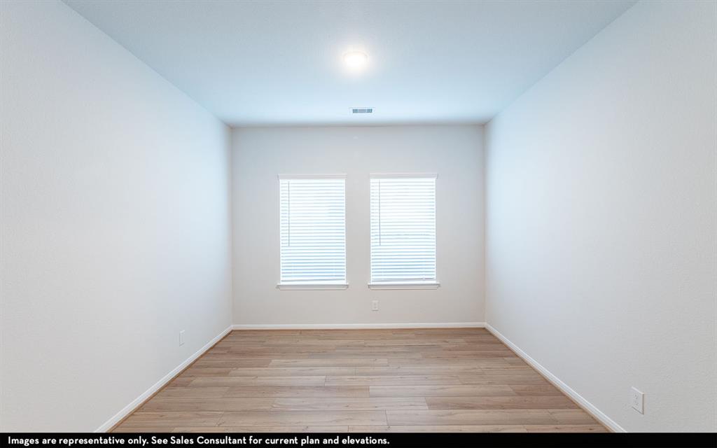 1539 Windrose Bend, Angleton, Texas image 2