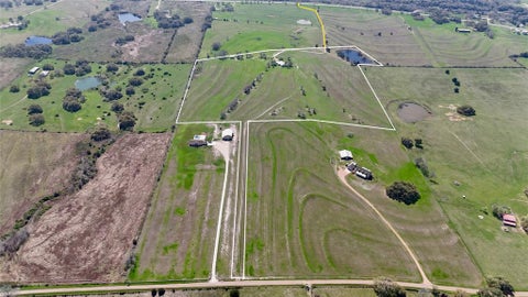 Vacant Land For Sale - 2301 E Us Highway 90<br/> Flatonia, TX 78941