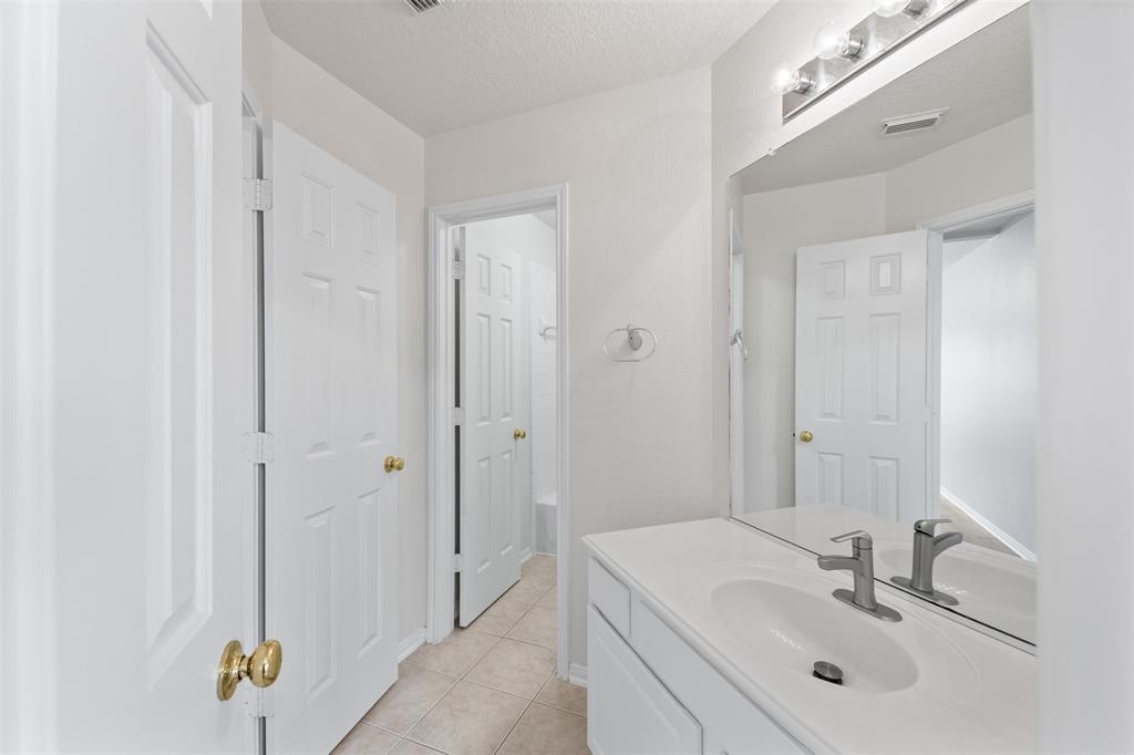 9408 Sunperch Court, Pearland, Texas image 33