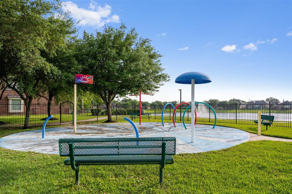 9408 Sunperch Court, Pearland, Texas image 48