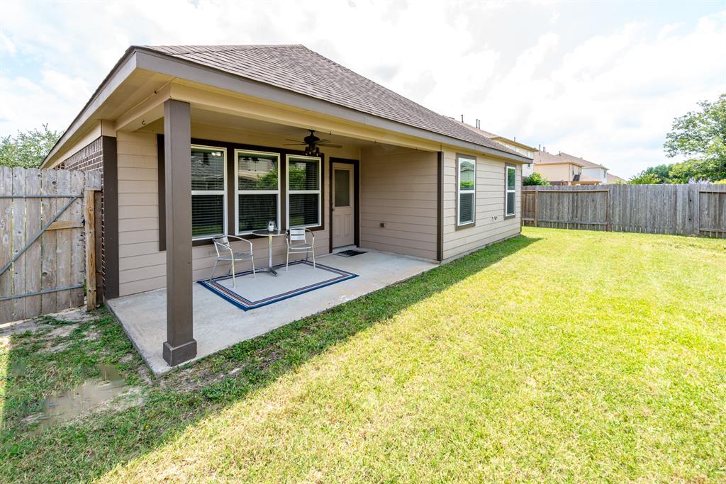 10742 Chestnut Path Way Way, Tomball, Texas image 32