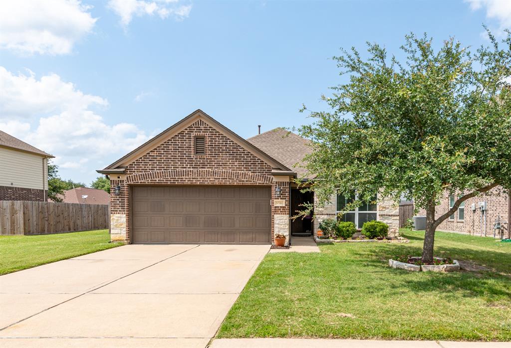 10742 Chestnut Path Way Way, Tomball, Texas image 1