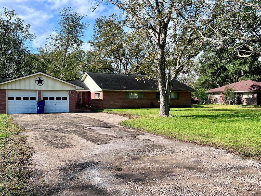 707 Maple Street, Sweeny, Texas image 4