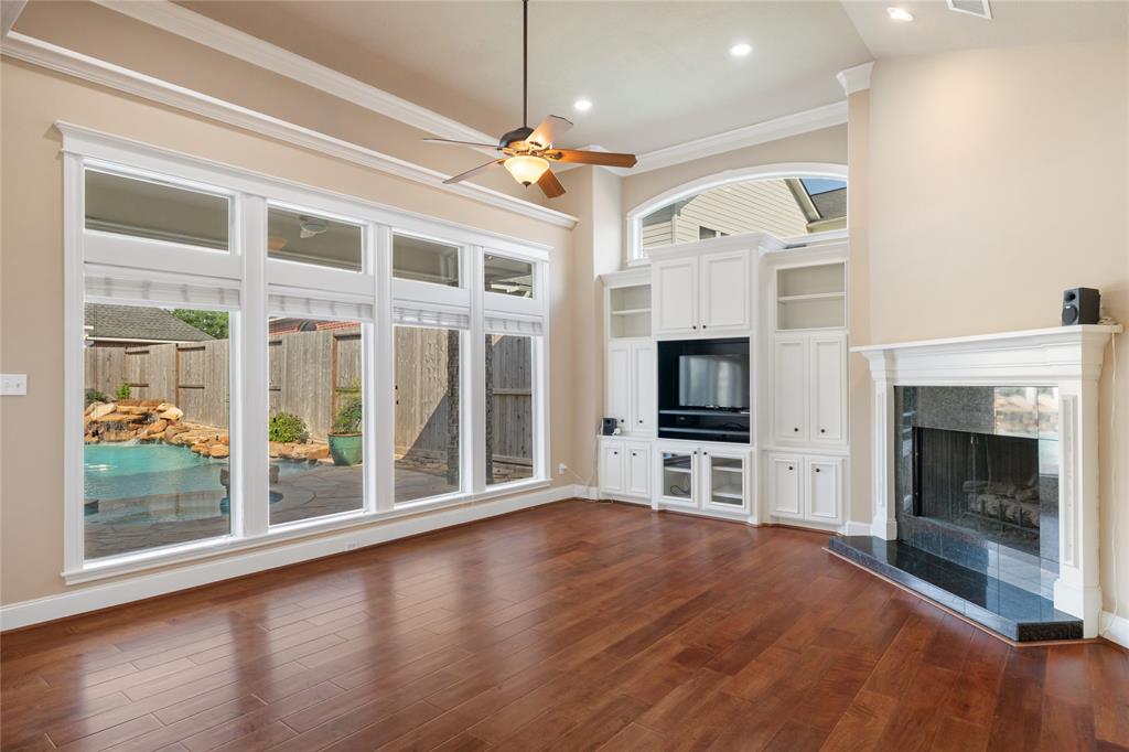 5811 Cimmaron Creek Court, Spring, Texas image 24