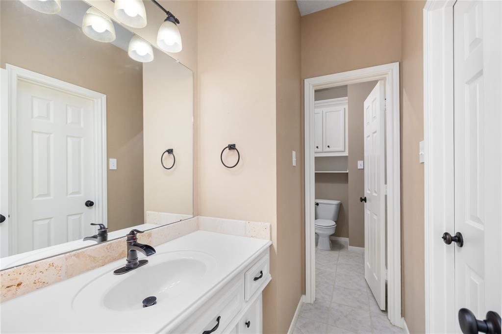5811 Cimmaron Creek Court, Spring, Texas image 37