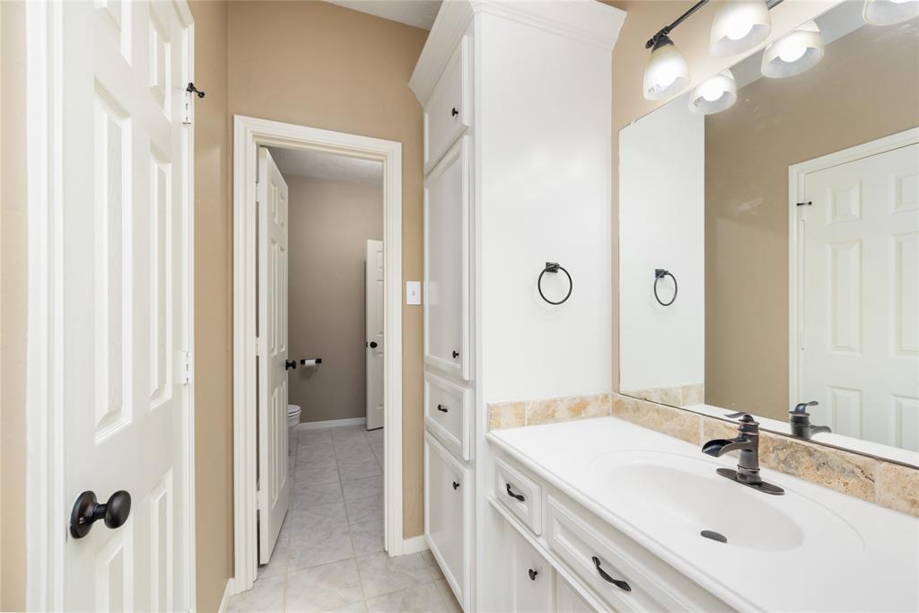 5811 Cimmaron Creek Court, Spring, Texas image 36