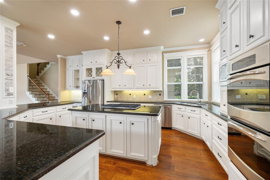 5811 Cimmaron Creek Court, Spring, Texas image 17