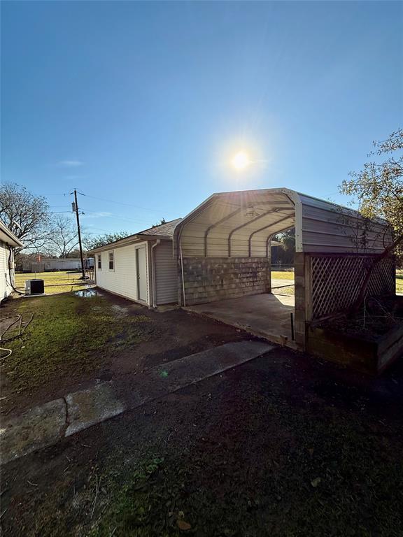 616 7th Street, Winnie, Texas image 10