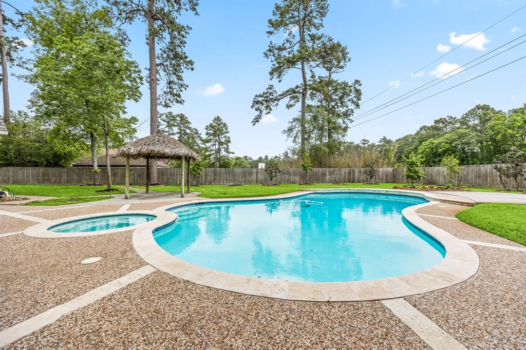 5511 Oak Cove Drive, Kingwood, Texas image 33