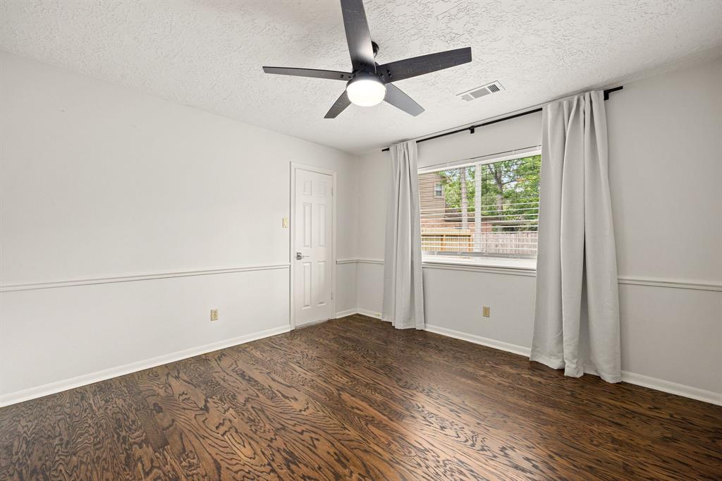 5511 Oak Cove Drive, Kingwood, Texas image 17