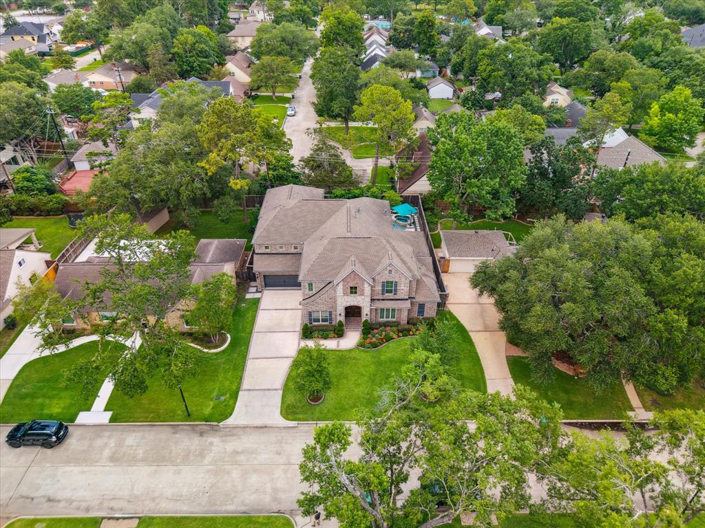 12710 Pebblebrook Drive