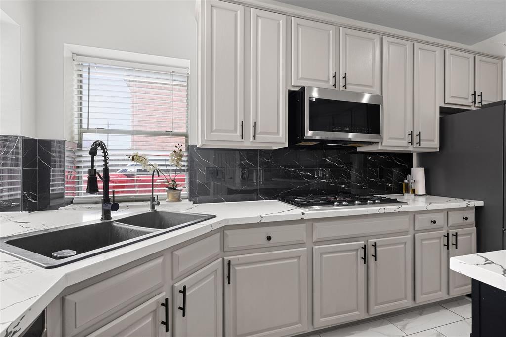 14314 Strutton Drive, Sugar Land, Texas image 16