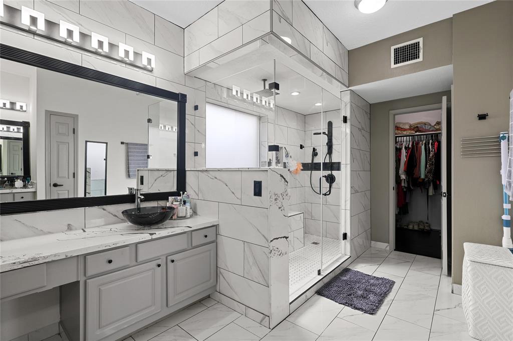14314 Strutton Drive, Sugar Land, Texas image 19