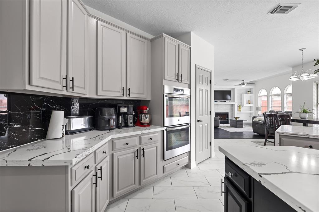 14314 Strutton Drive, Sugar Land, Texas image 15