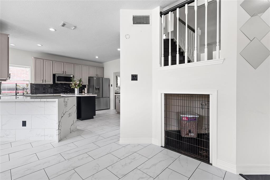 14314 Strutton Drive, Sugar Land, Texas image 11