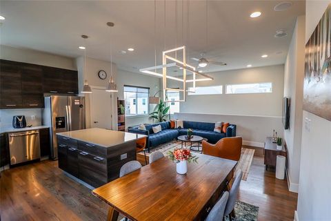 Photo of 2306 Wipprecht Street, Houston, TX 77020 (MLS # 74382401)