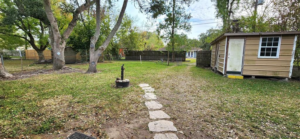 1127 Plum Street, La Marque, Texas image 8