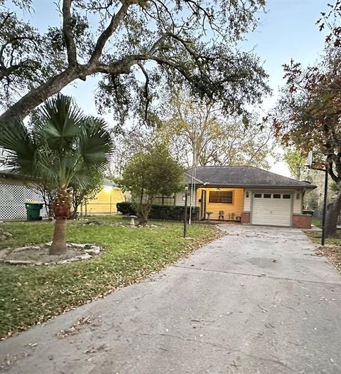 A home in La Marque