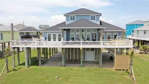 Photo of 2426 Sand Drift Lane, Crystal Beach, TX 77650 (MLS # 12012708)