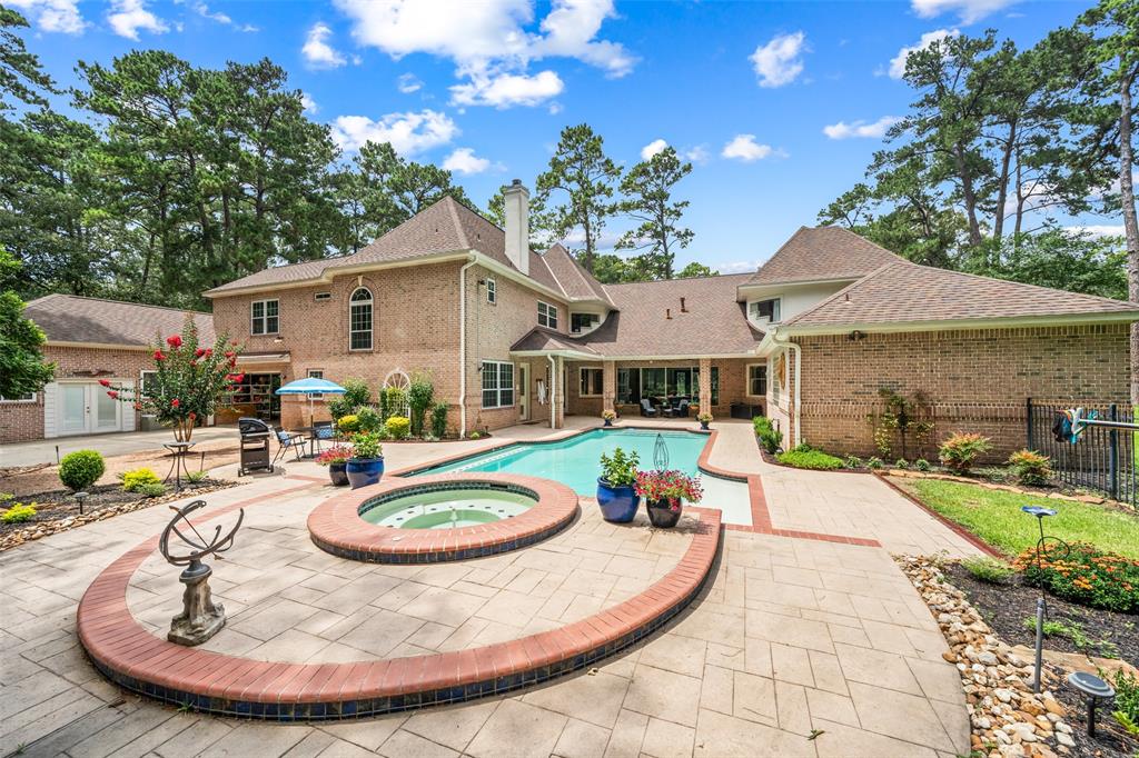 23303 Holly Creek Trail