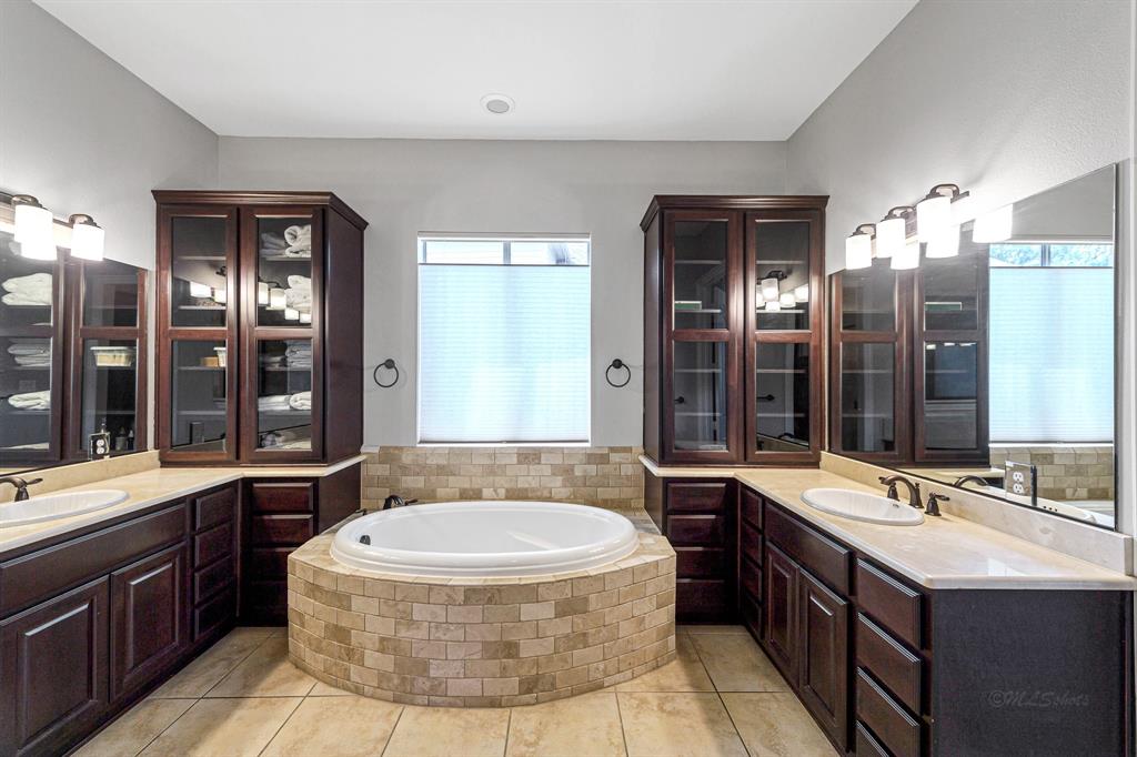 10019 Touhy Lake Drive, Katy, Texas image 14