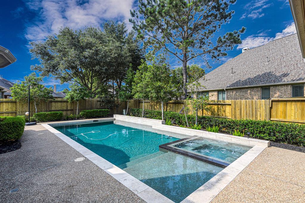 10019 Touhy Lake Drive, Katy, Texas image 36