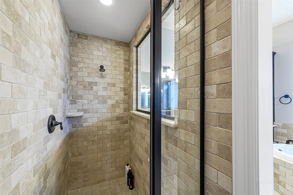 10019 Touhy Lake Drive, Katy, Texas image 15