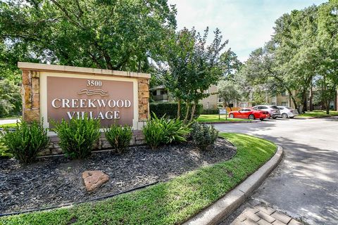 Photo of 3500 Tangle Brush Drive #14, The Woodlands, TX 77381 (MLS # 74871522)