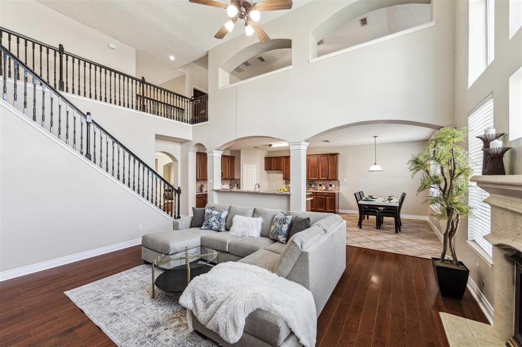 11405 Starlight Bay Street, Pearland, Texas image 9