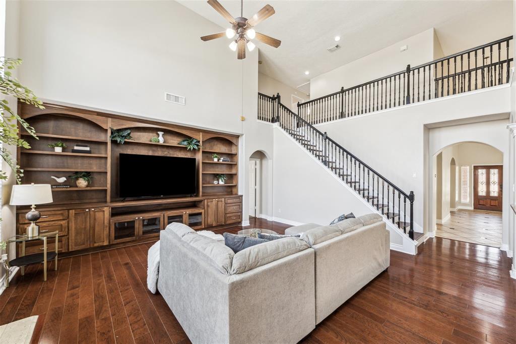 11405 Starlight Bay Street, Pearland, Texas image 8