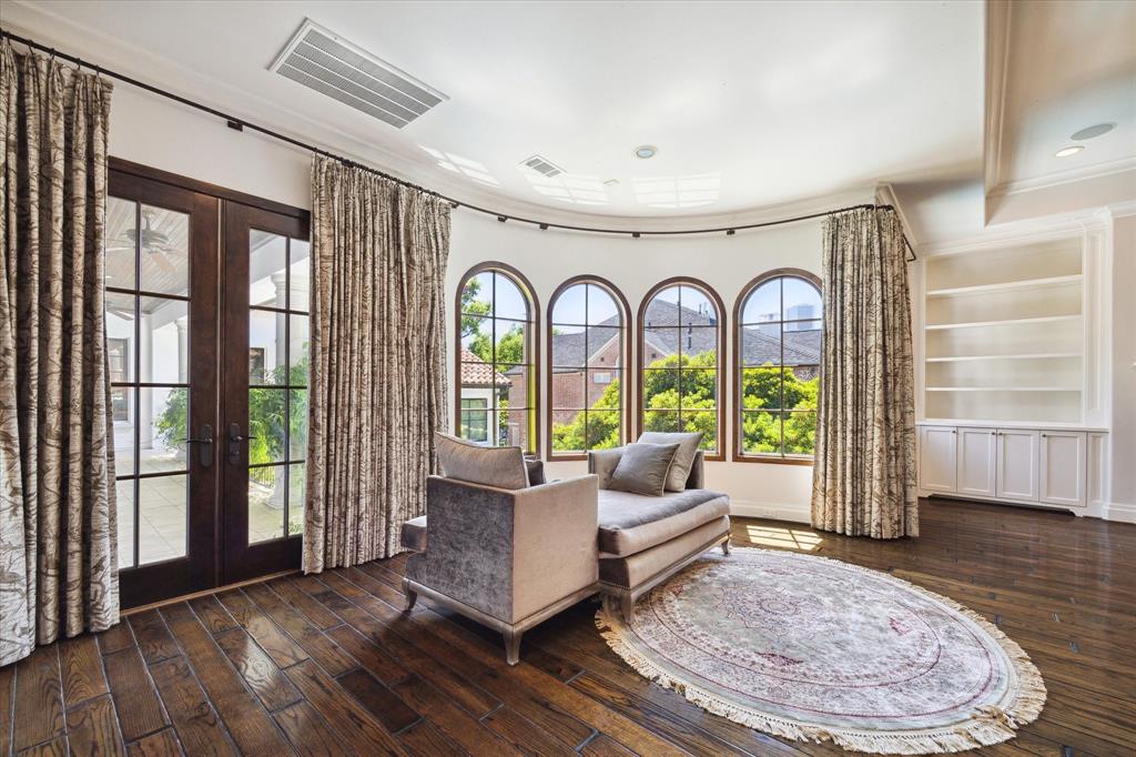 5556 Lynbrook Drive, Houston, Texas image 16