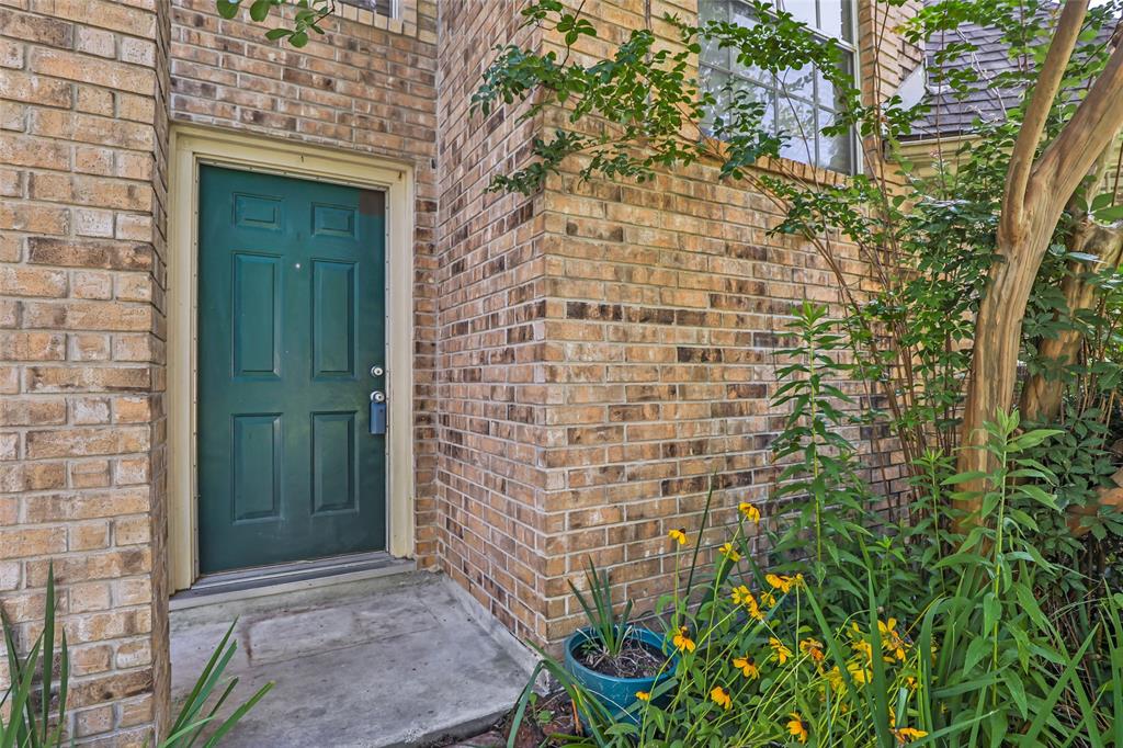 2219 Old Oak Lane, Houston, Texas image 5