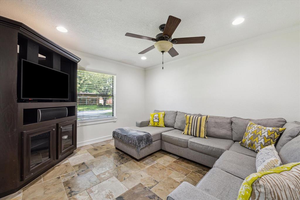 303 Bayou View Drive