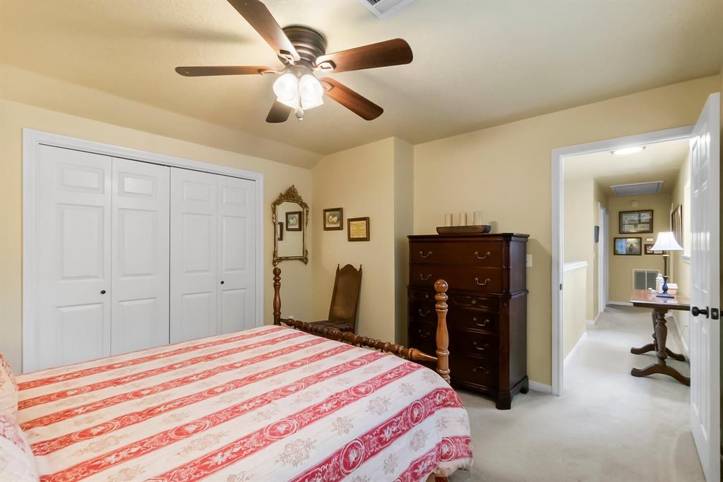 292 Apple Valley Drive, Conroe, Texas image 27
