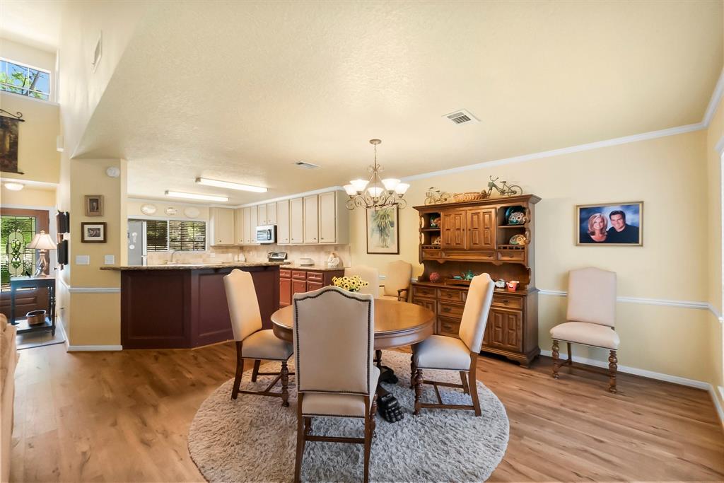 292 Apple Valley Drive, Conroe, Texas image 11