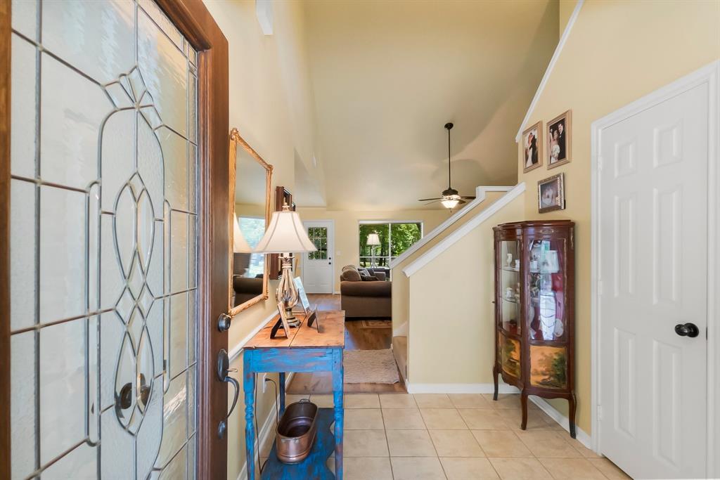 292 Apple Valley Drive, Conroe, Texas image 4