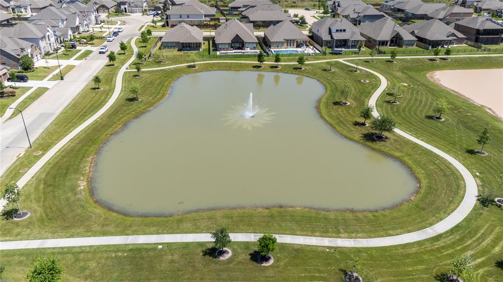 6639 Northchester Drive, Katy, Texas image 35