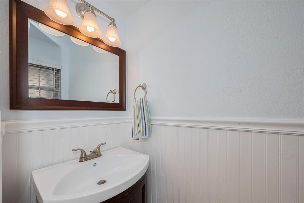 2411 Riverlawn Drive, Kingwood, Texas image 15