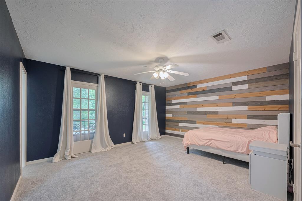 2411 Riverlawn Drive, Kingwood, Texas image 33