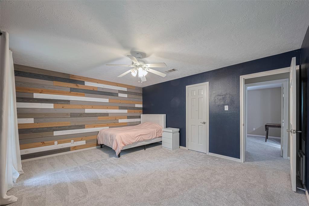 2411 Riverlawn Drive, Kingwood, Texas image 35