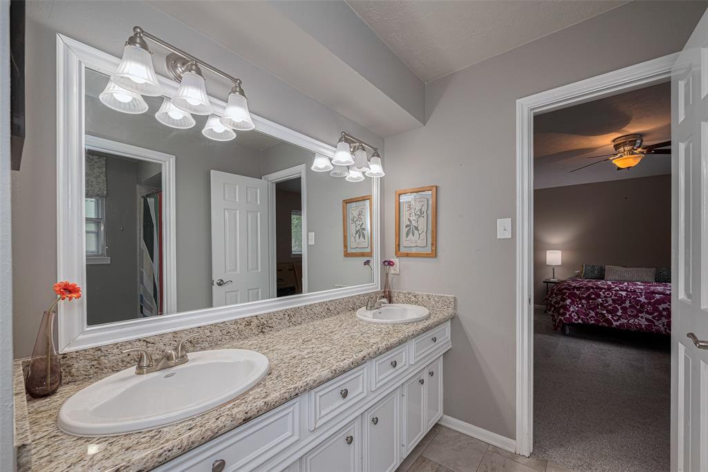 2411 Riverlawn Drive, Kingwood, Texas image 29