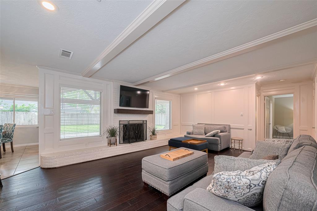 2411 Riverlawn Drive, Kingwood, Texas image 16