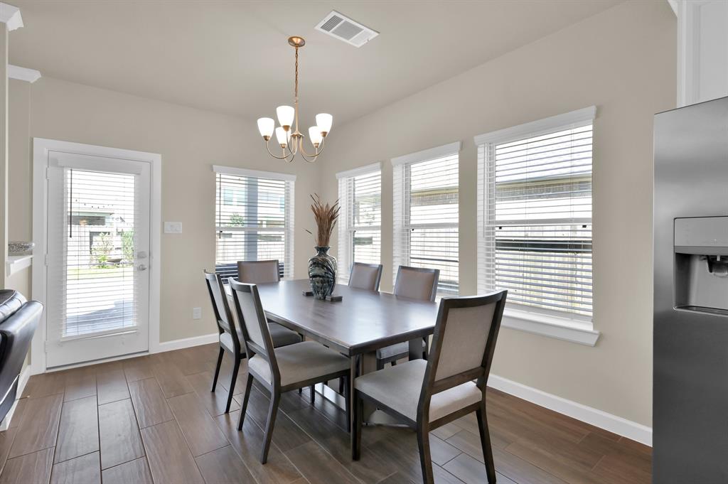 3604 Magnolia Crest Lane, Spring, Texas image 10