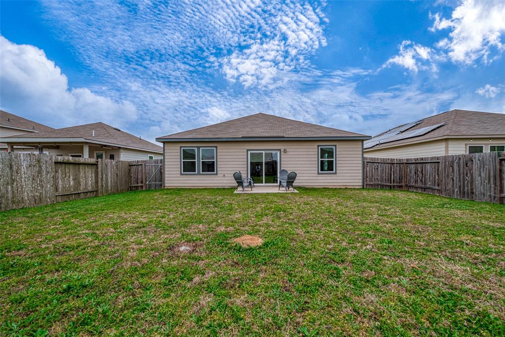 1025 Banyon Tree Lane, Brookshire, Texas image 47