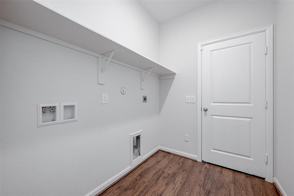 1025 Banyon Tree Lane, Brookshire, Texas image 31